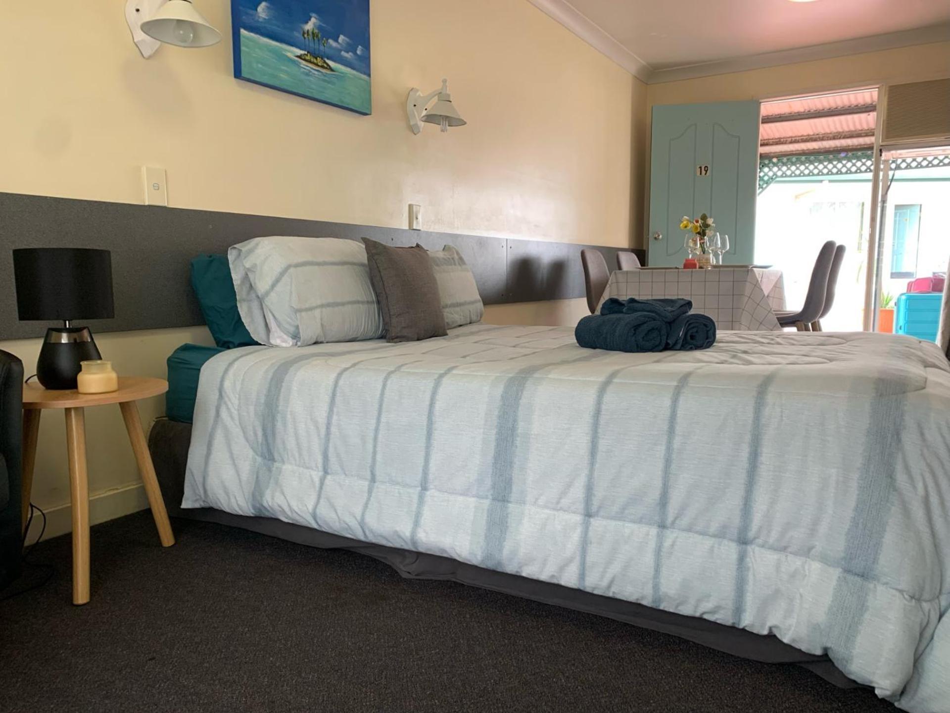 Central Point Motel Mount Isa Bagian luar foto