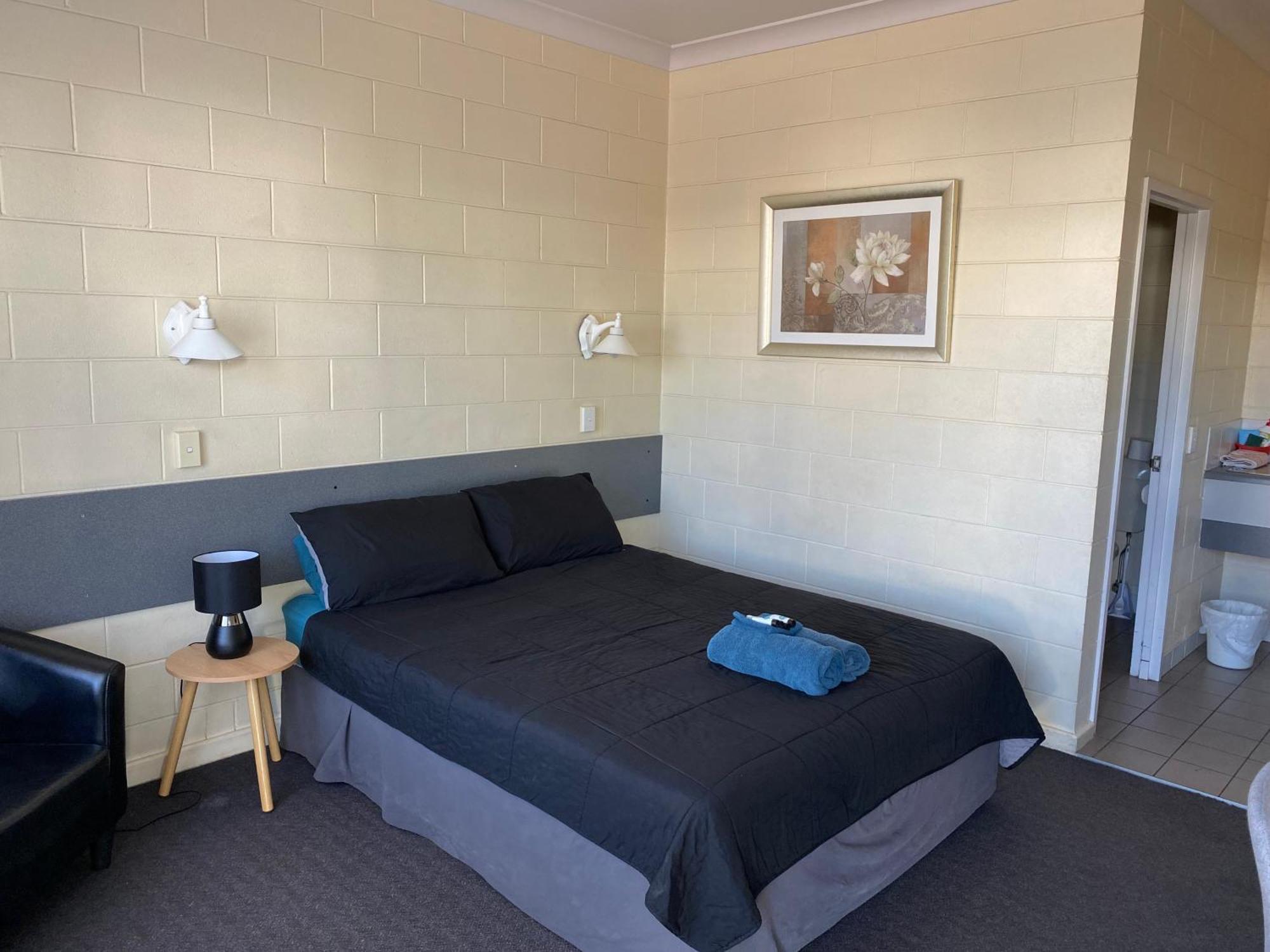 Central Point Motel Mount Isa Bagian luar foto