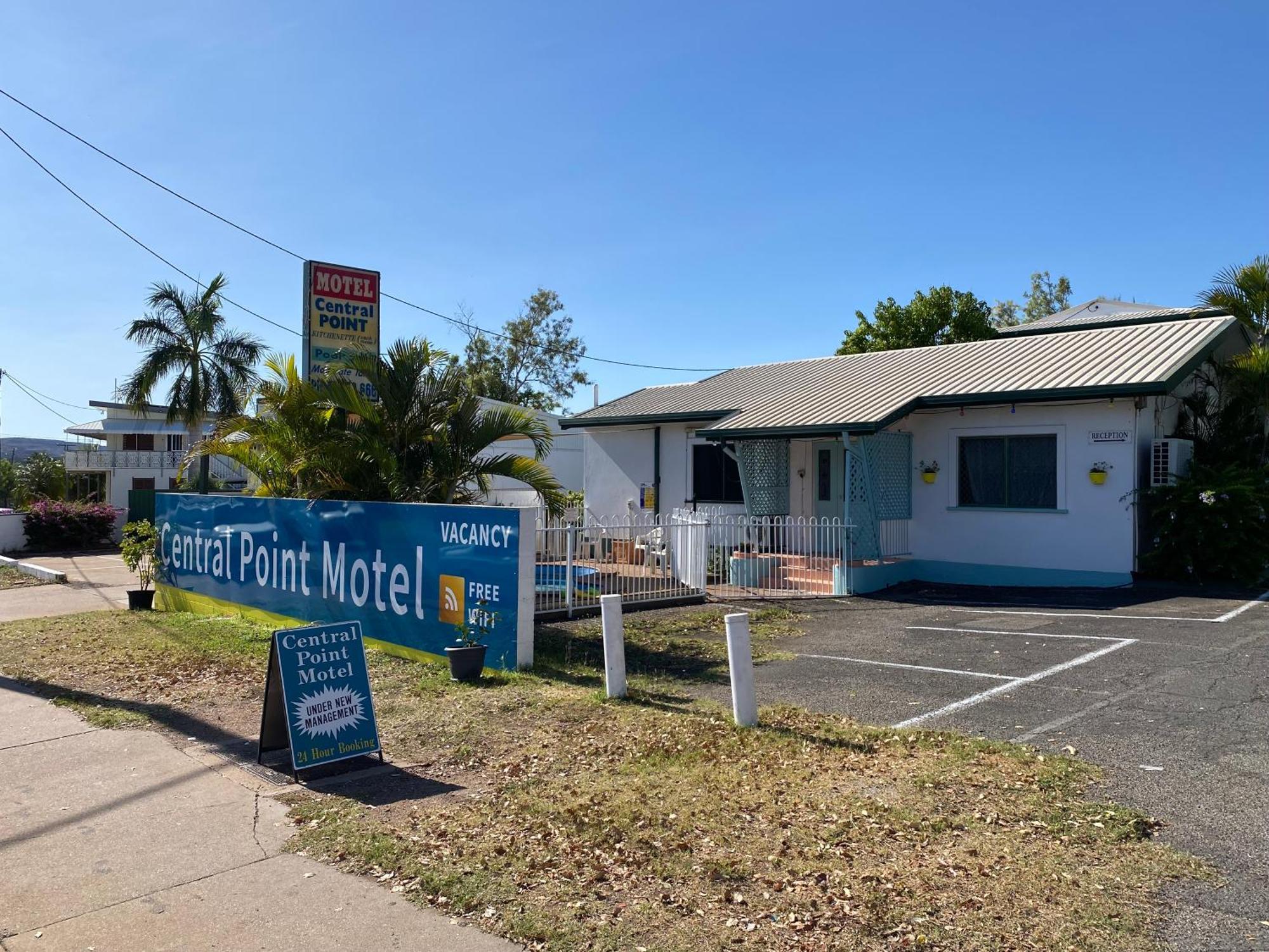 Central Point Motel Mount Isa Bagian luar foto