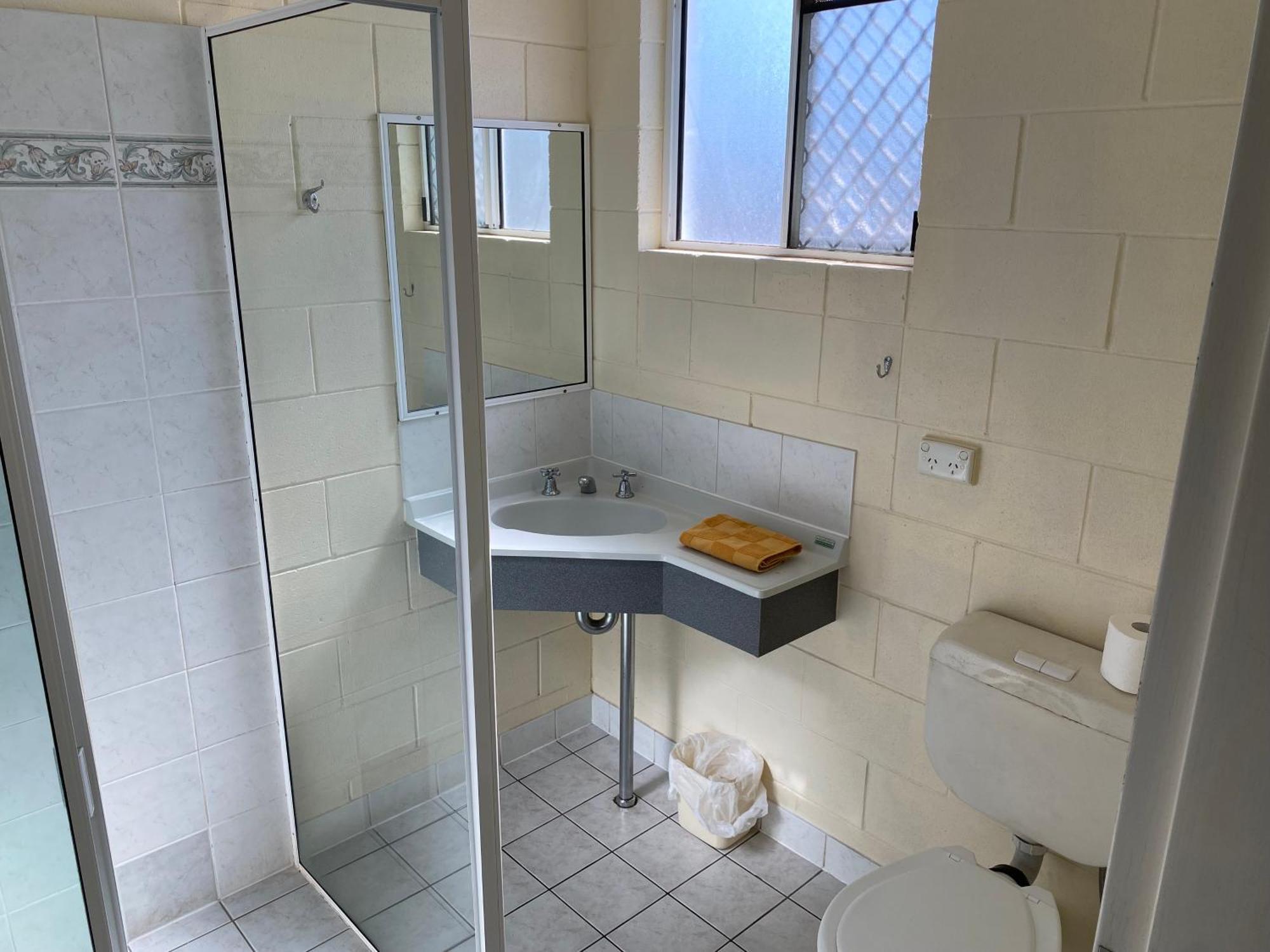 Central Point Motel Mount Isa Bagian luar foto