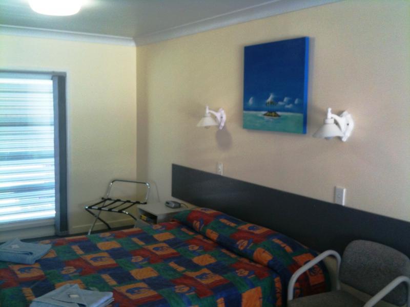 Central Point Motel Mount Isa Bagian luar foto